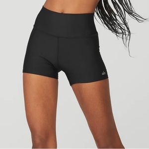 Alo 3” High-Waist Airlift Shorts